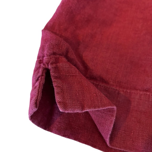 Chico’s Design Shorts Raspberry Color Textured Fabric High Waisted Size 12 - Picture 6 of 8